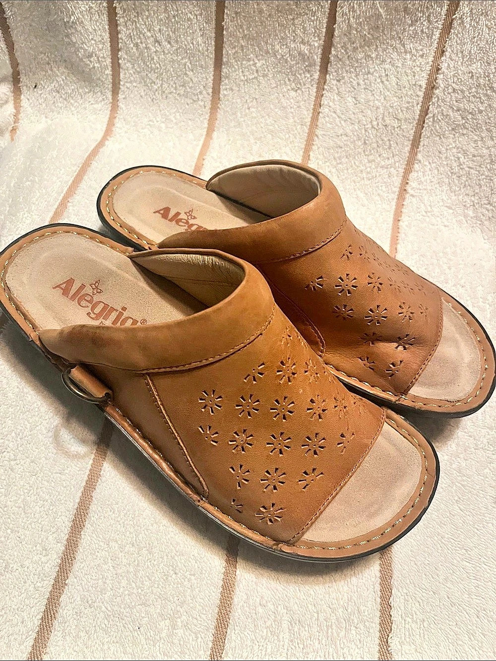 Alegria KLO-647 Floral Leather Sandals EU 38